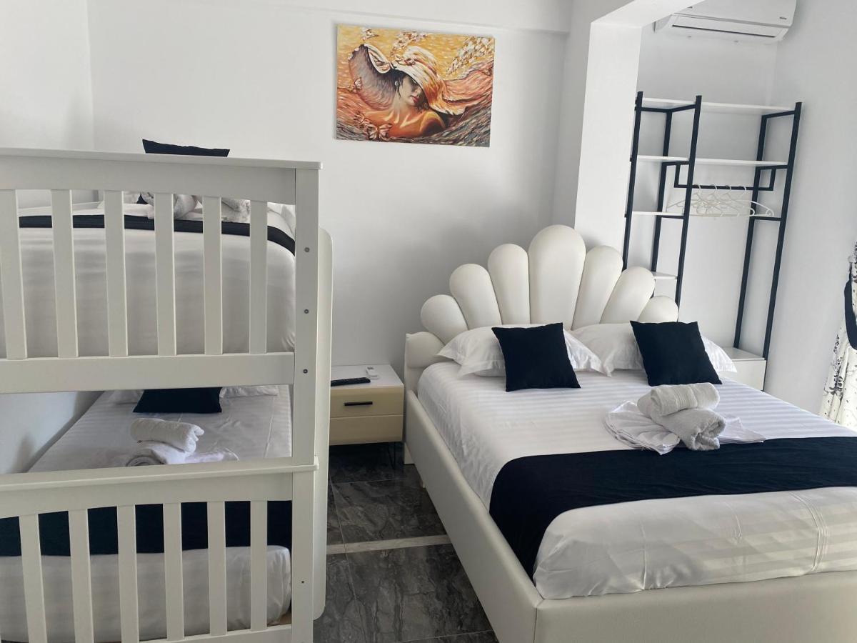 Vila Sinani Sarande Exterior photo