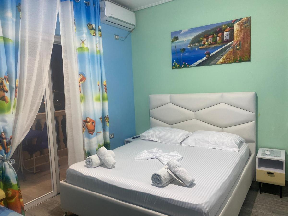 Vila Sinani Sarande Exterior photo