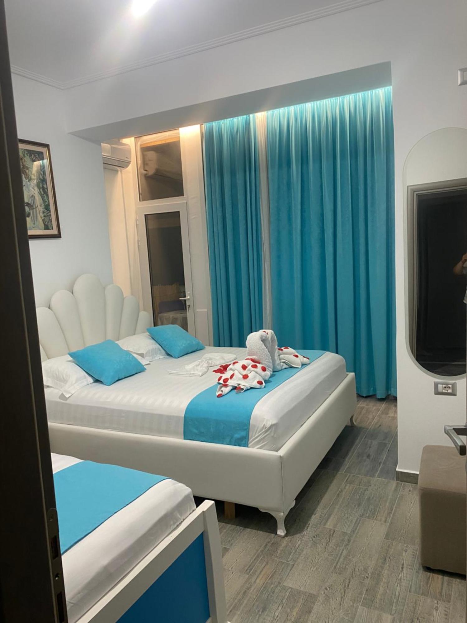 Vila Sinani Sarande Exterior photo